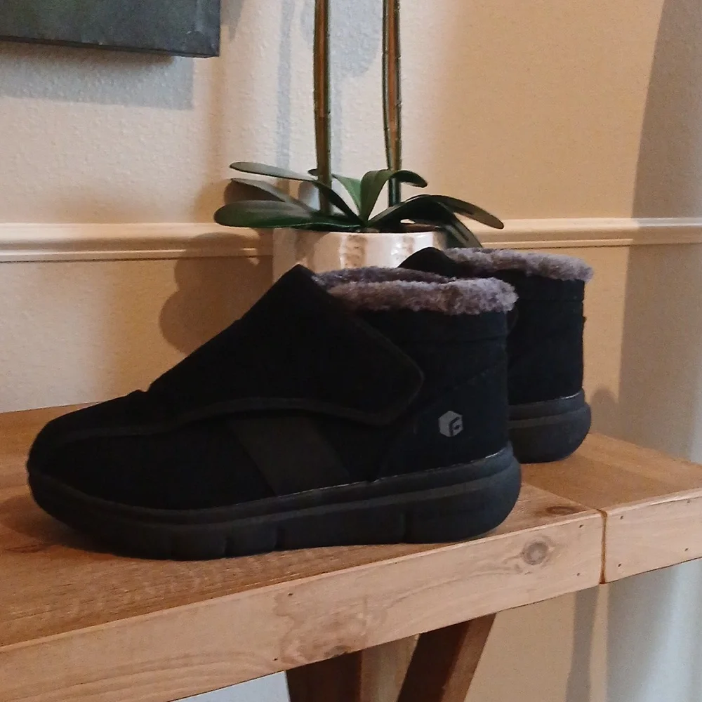 NWOT Women's FitVille Black Neuropathy Wide Feet Winter Boots. Size 9.5 - Picture 9 of 17